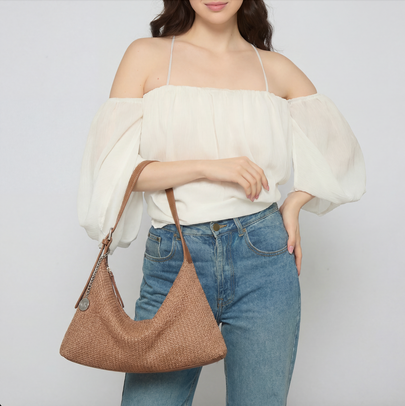 Soft Curve Raffia Bag