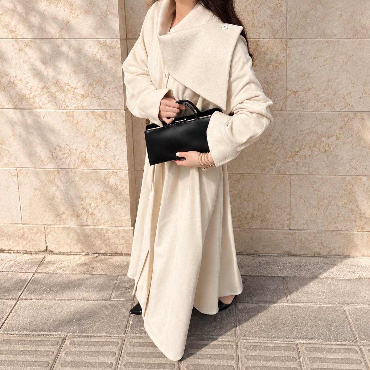 Classic Frame 2-Way Handbag