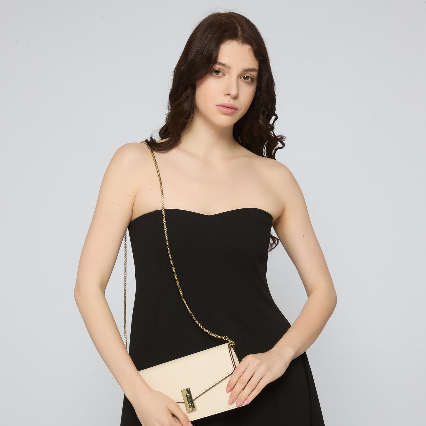 Envelope Chain Bag