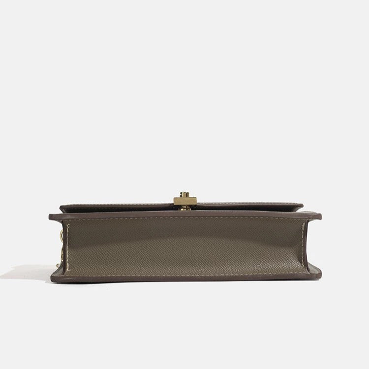 Envelope Chain Bag – Liora